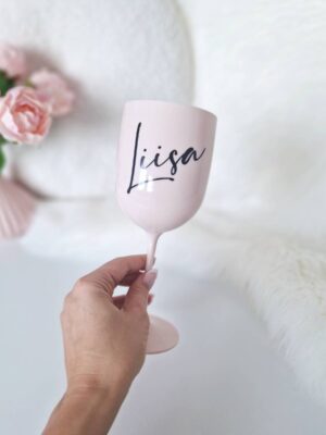 pokaal roosa tüdrukuteõhtuks nimega nimeline