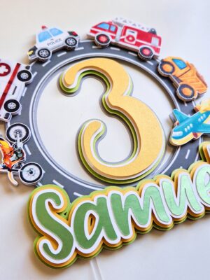 masinad sõidukid auto mootorratas kiirabiauto politsei kallur lennuk tuletõrjeauto topper tordile poisile tordikaunistus sünnipäevaks